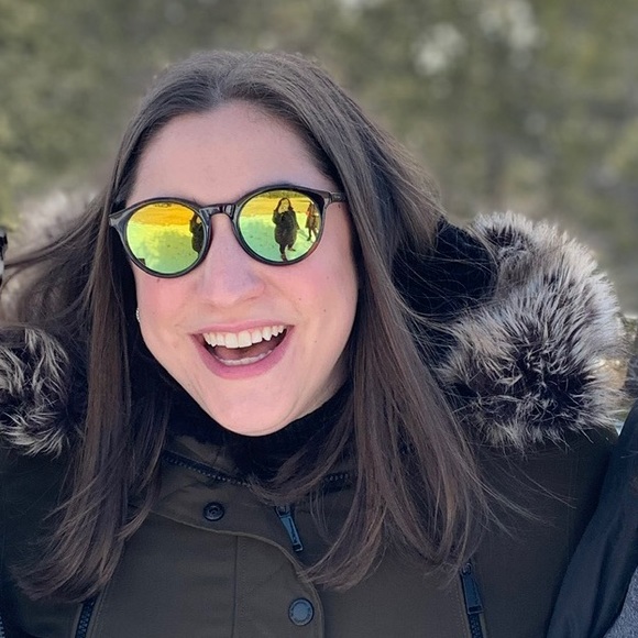 Meet your Posher, Rachel - Picture 1 of 1